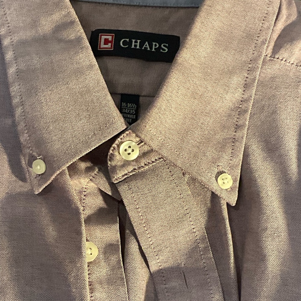 A1011 - Chaps  Classic Fit Oxford 16 - 16 1/2 34/35